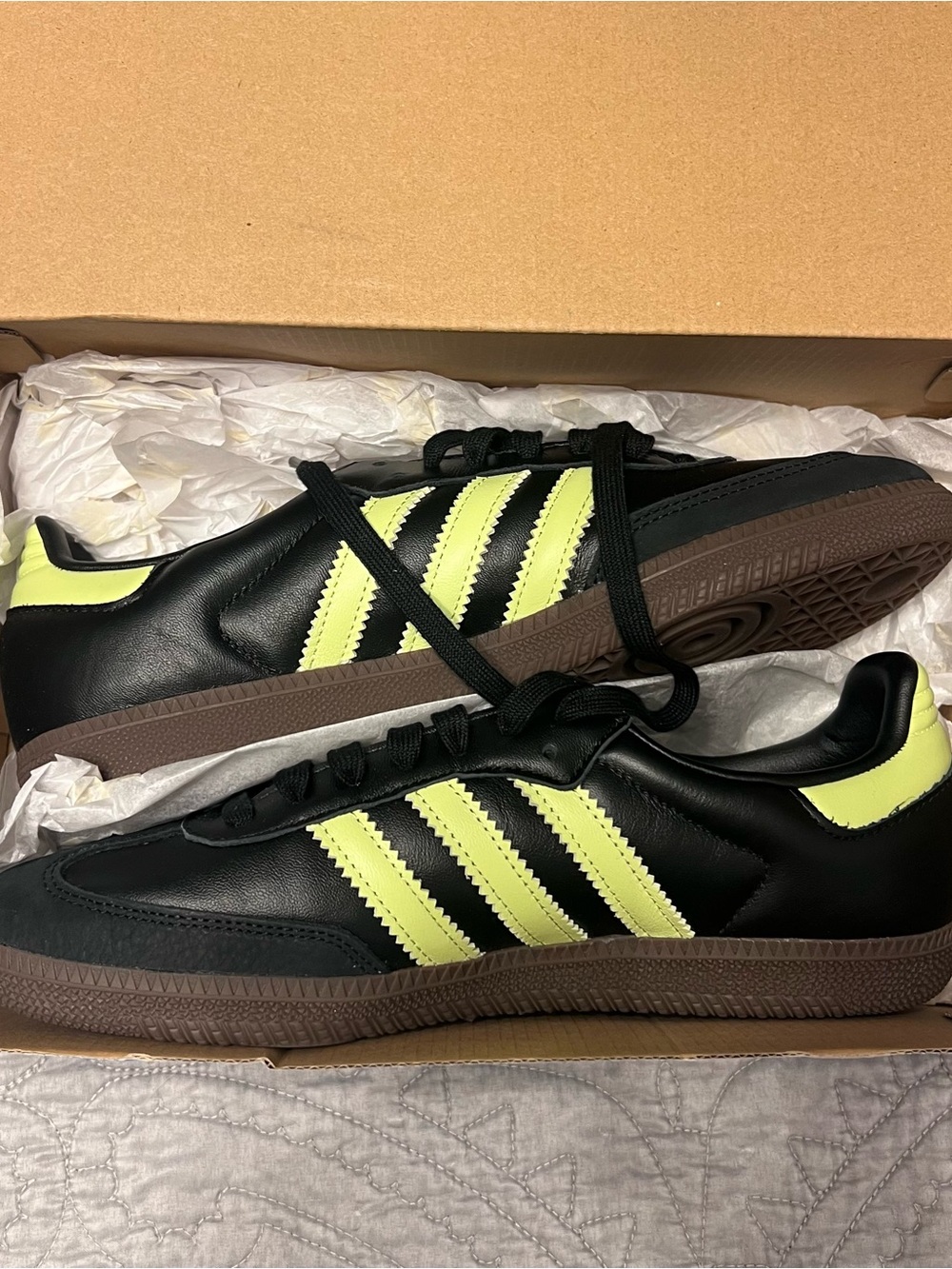 Adidas Samba OG Women’s 10 Black Pulse Lime Green Gum Sneakers